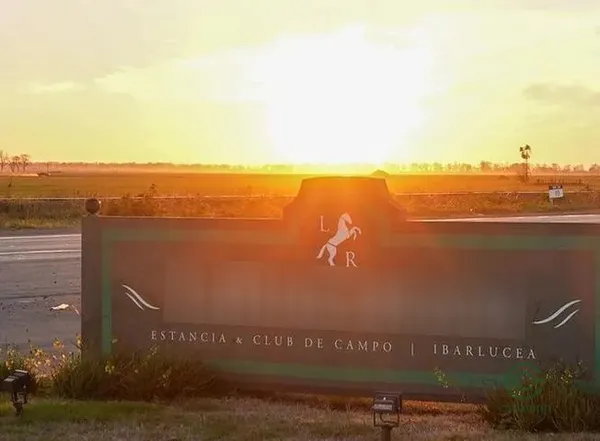 Terreno urbano de 0,1 ha en venta en Santa fe