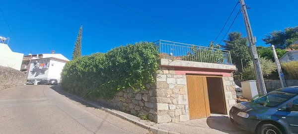 Terreno urbano de 0,022 ha en venta en Valdemorillo, Madrid