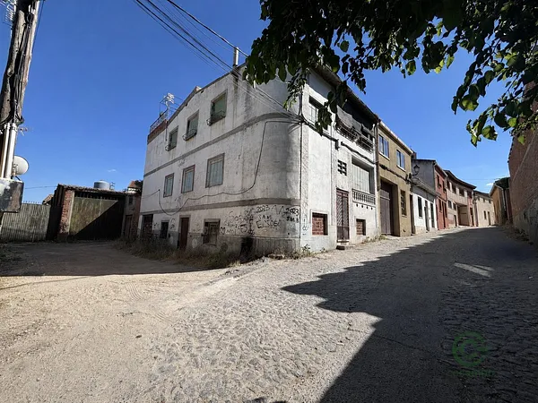 Spot image