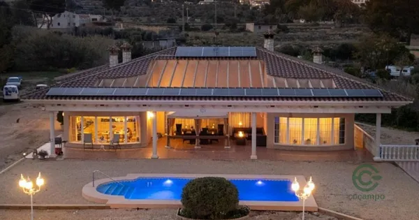 Finca rústica de 1,6 ha en venta en Alfaz del pi, Alicante