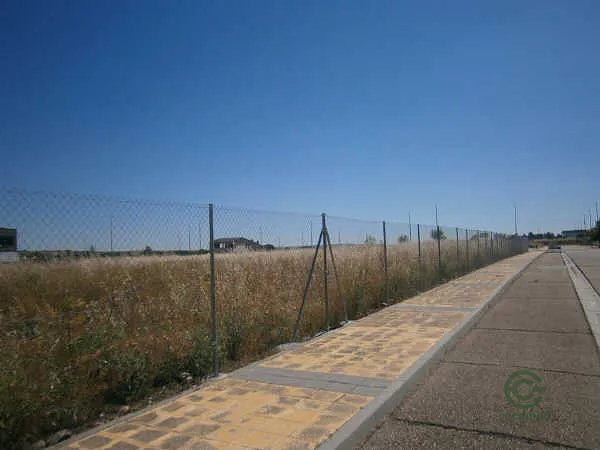 Finca rústica de 0,4863 ha en venta en Pelabravo, Salamanca