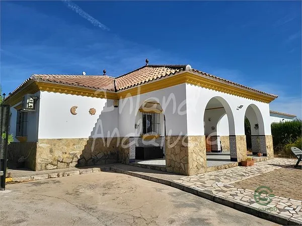 Casa de 0,1369 ha en venta en La Puebla de Cazalla, Sevilla