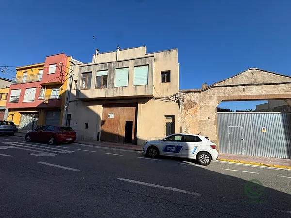 Spot image