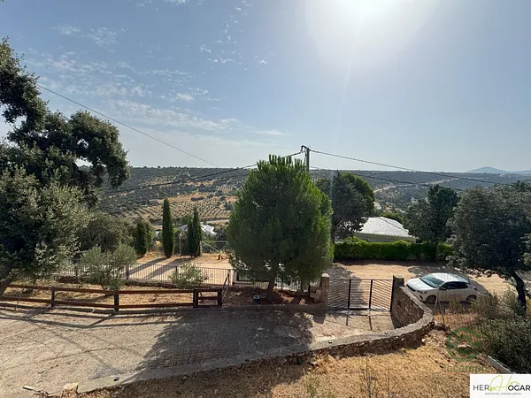 Casa de 0,0752 ha en venta en Navahermosa, Toledo