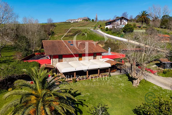 Finca rústica de 1,9 ha en venta en Usurbil, Guipuzcoa