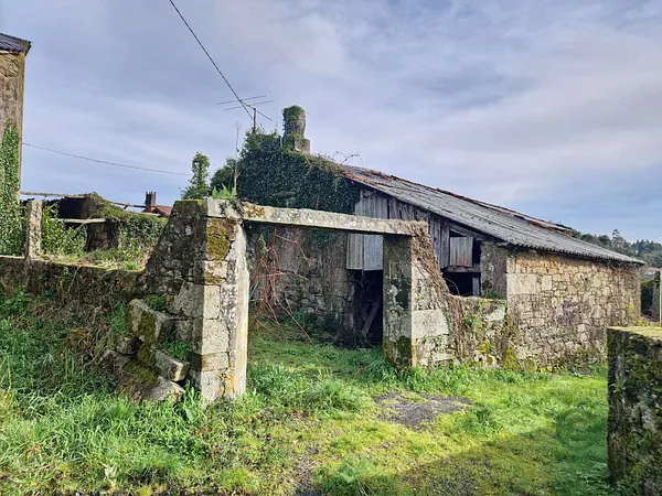 Finca rústica de 0,0835 ha en venta en Brión, La coruña