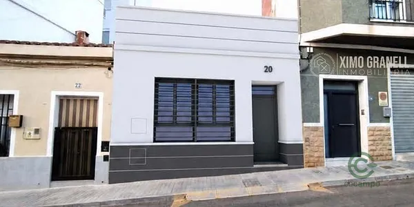 Casa de 0,009 ha en venta en Castellón