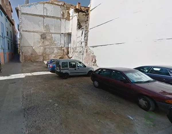 Terreno urbano de 0,0211 ha en venta en Calatayud, Zaragoza