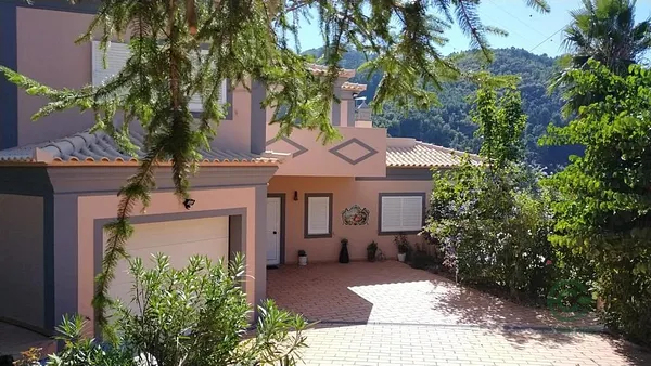 Finca rústica de 1,115 ha en venta en Resende, Viseu