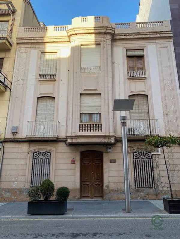Spot image