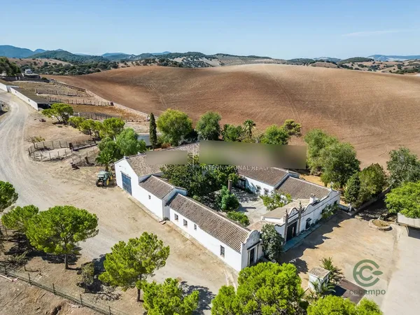 Finca rústica de 615 ha en venta en Coripe, Sevilla