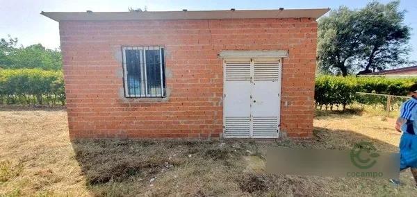 Terreno urbano de 0,32 ha en venta en Badajoz, Badajoz