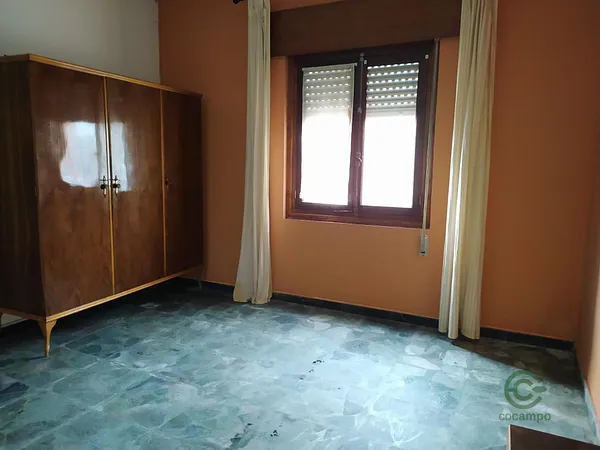 Casa de 0,014 ha en venta en Camponaraya, Leon