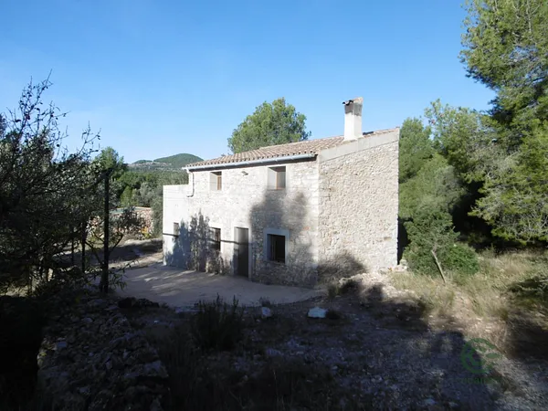 Finca rústica de 2,1 ha en venta en Sierra engarceran, Castellon