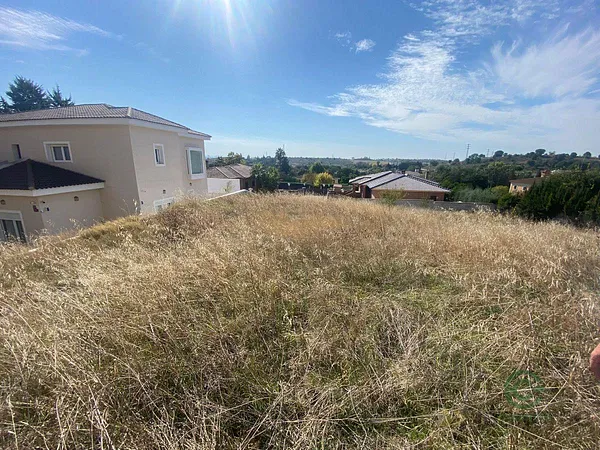 Terreno urbano de 0,14 ha en venta en Badajoz, Badajoz