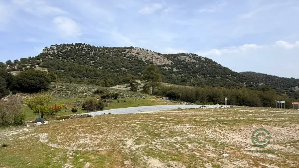 Rustic property of 420 ha for sale in Granada