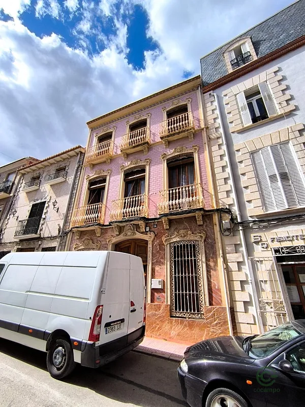 Casa de 0,036 ha en venta en Caudete, Albacete