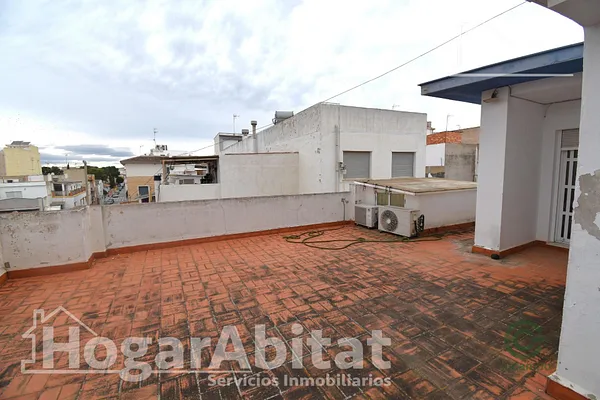 Casa de 0,027 ha en venta en Carlet, Valencia