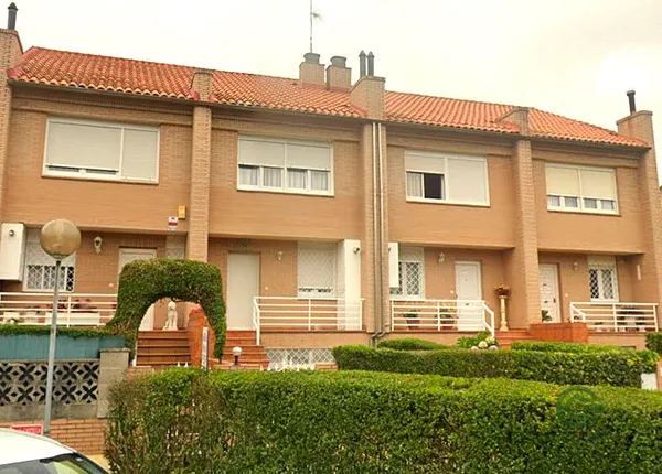 Casa de 0,023 ha en venta en Argonos, Cantabria