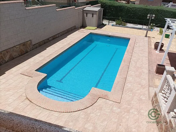 Casa de 0,09 ha en venta en Toledo
