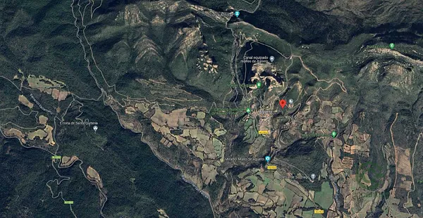 Finca rústica de 0,5 ha en venta en Agüero, Huesca