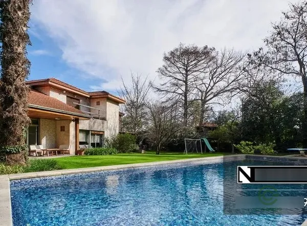 Casa de 0,24 ha en venta en Buenos aires