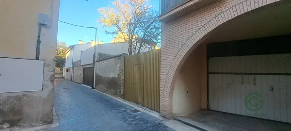 Terreno urbano de 0,0138 ha en venta en Huesca, Huesca