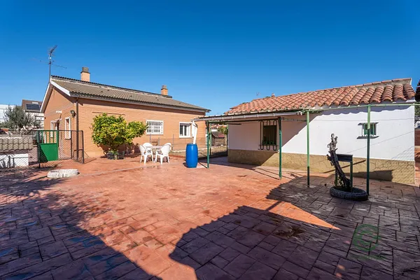 Casa de 0,057 ha en venta en Rubi, Barcelona