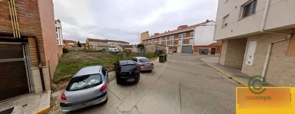 Terreno urbano de 0,0733 ha en venta en Venta De Baños, Palencia