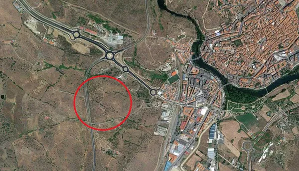 Finca rústica de 0,34 ha en venta en Plasencia, Cáceres