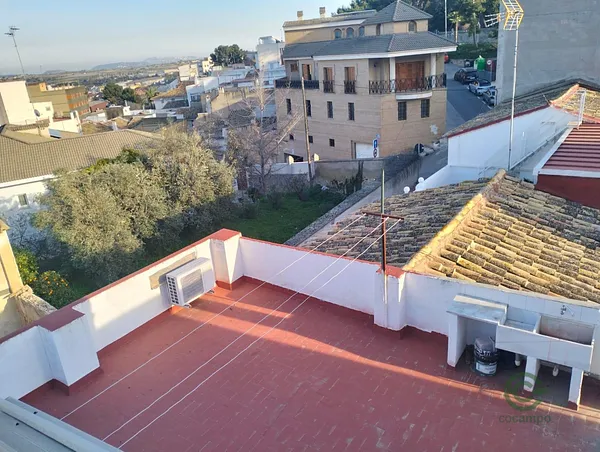 Casa de 0,0216 ha en venta en Chiva, Valencia