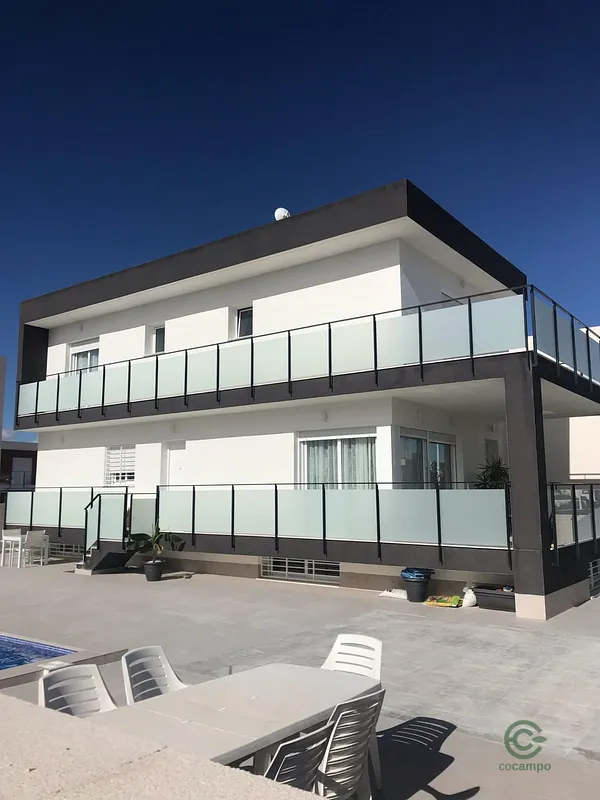 Casa de 0,0375 ha en venta en Gran alacant, Alicante