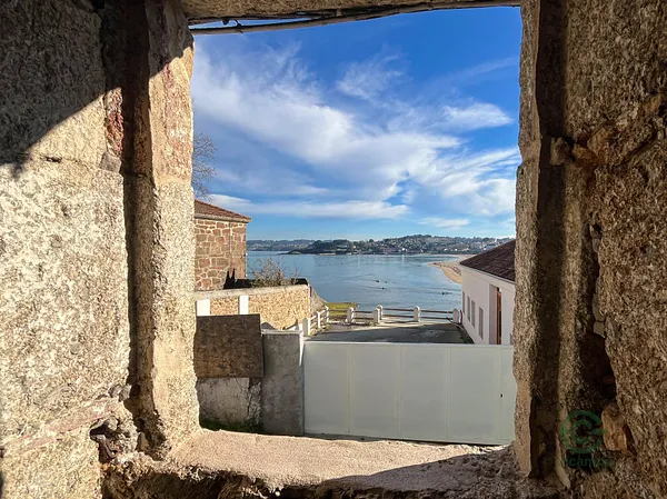 Casa de 0,0086 ha en venta en A coruña, A coruña