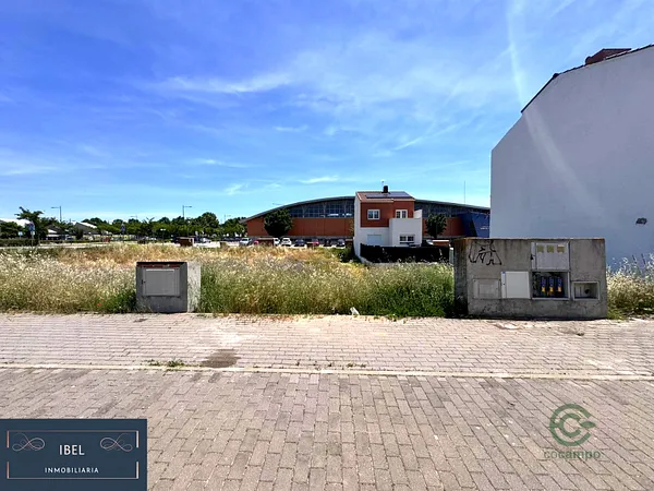 Terreno urbano de 0,0132 ha en venta en Marchamalo, Guadalajara