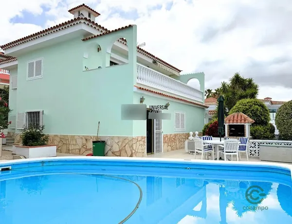 Casa de 0,0209 ha en venta en Arona, Sta.cruz tener.