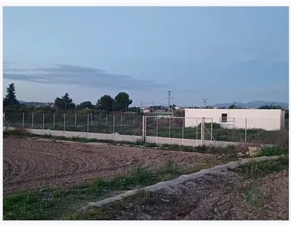 Terreno urbano de 0,2554 ha en venta en Murcia
