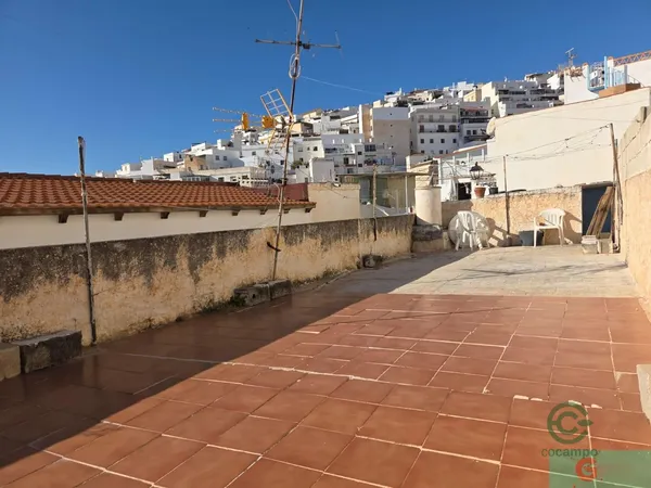 Spot image