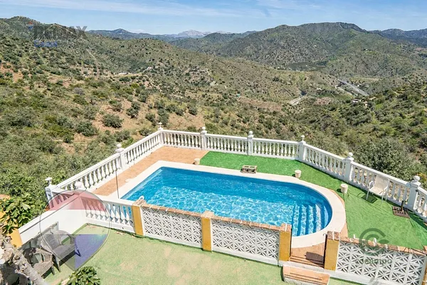 Finca rústica de 0,3999 ha en venta en Málaga, Malaga
