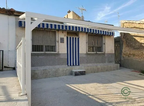 Casa de 0,0352 ha en venta en Zeneta, Murcia