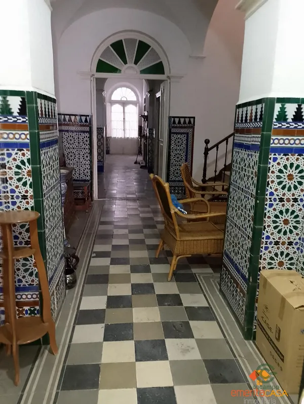 Spot image