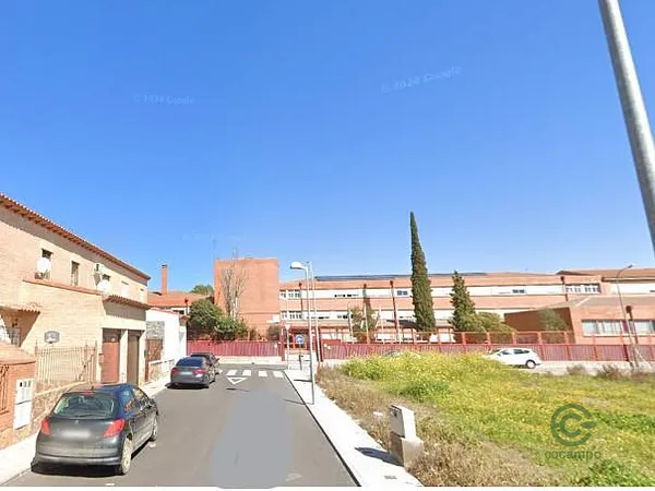 Casa de 0,0147 ha en venta en Torrijos, Toledo