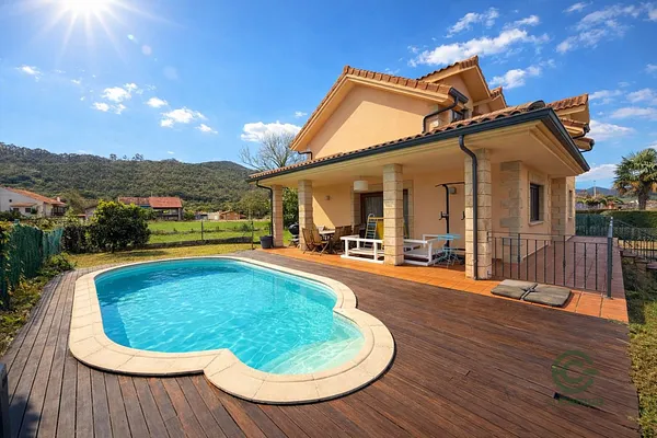 Casa de 0,05 ha en venta en Argonos, Cantabria