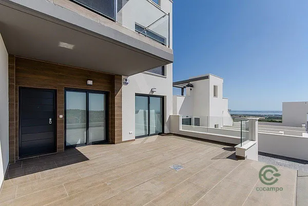 Casa de 0,0093 ha en venta en San miguel de salinas, Alicante