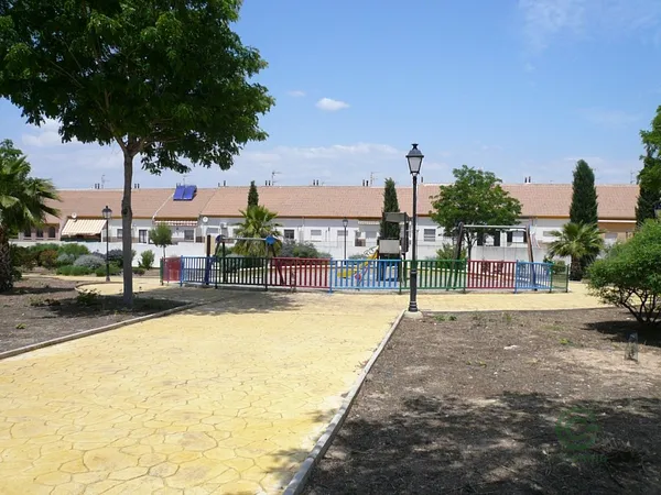 Terreno urbano de 0,0143 ha en venta en Antequera, Málaga