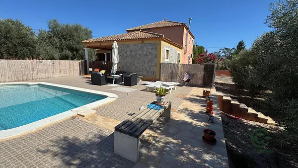 Finca rústica de 0,19 ha en venta en Albatera, Alicante