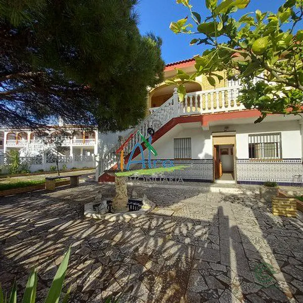 Spot image