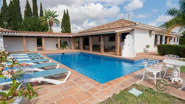 Finca rústica de 1 ha en venta en Alhaurín de la torre, Malaga