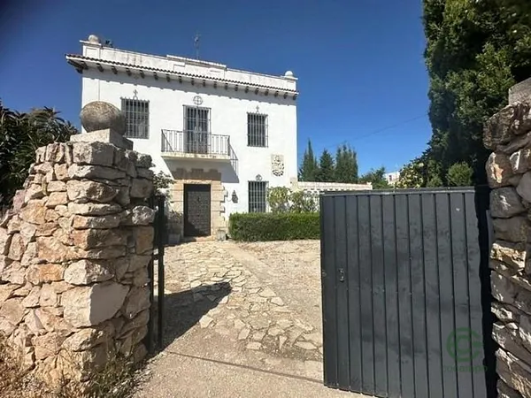 Spot image