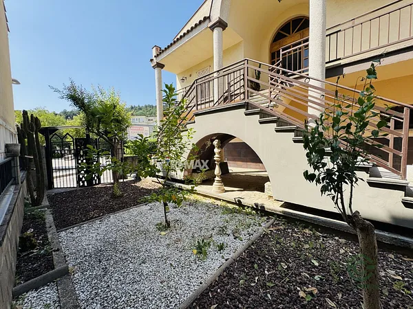 Casa de 0,0425 ha en venta en Amer, Girona