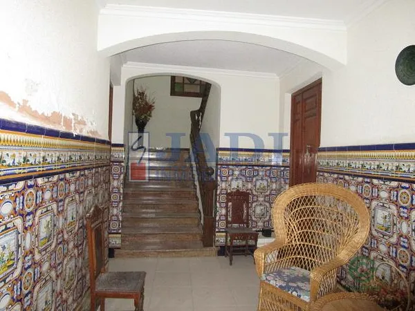 Casa de 0,0745 ha en venta en Valdepeñas, Ciudad real